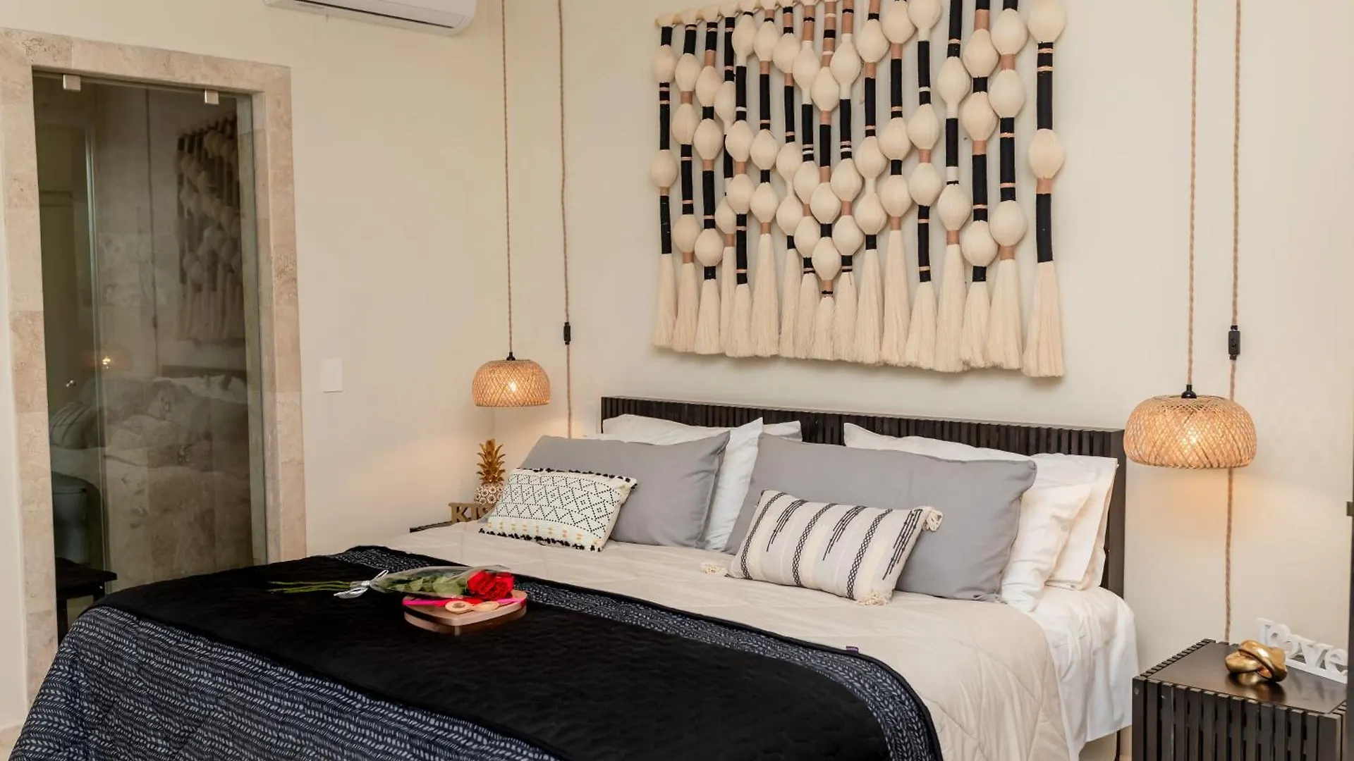 Apartment Beachfront Chic At El Faro Resort Playa del Carmen