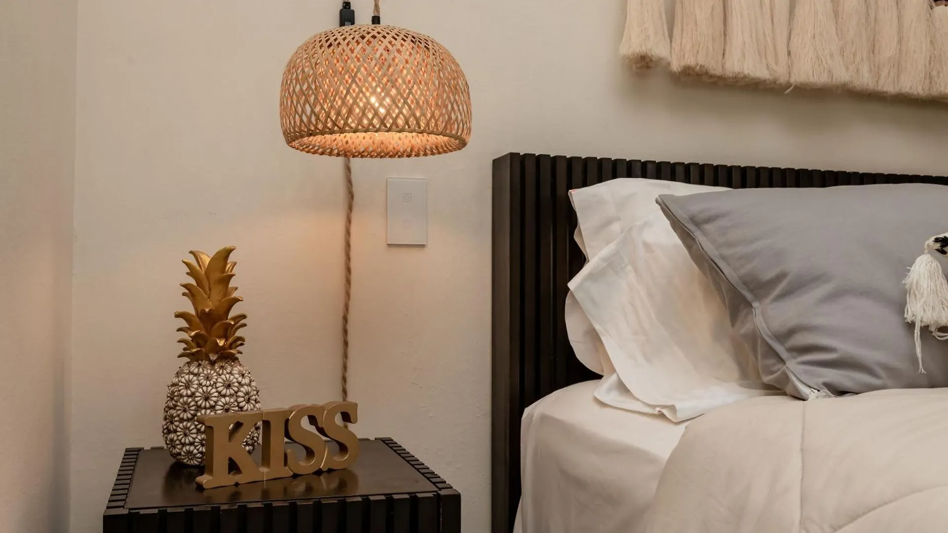 Beachfront Chic At El Faro Resort Playa del Carmen Apartment